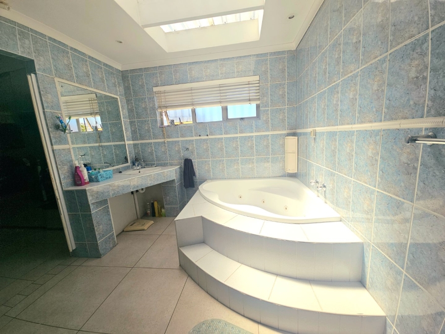 3 Bedroom Property for Sale in Colorado Park Western Cape